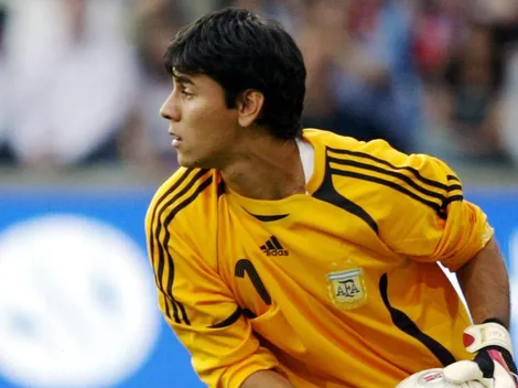 Dos tragedias aceleraron sus comienzos, sufrió una histórica goleada en Boca y sigue vigente: el presente de Oscar Ustari