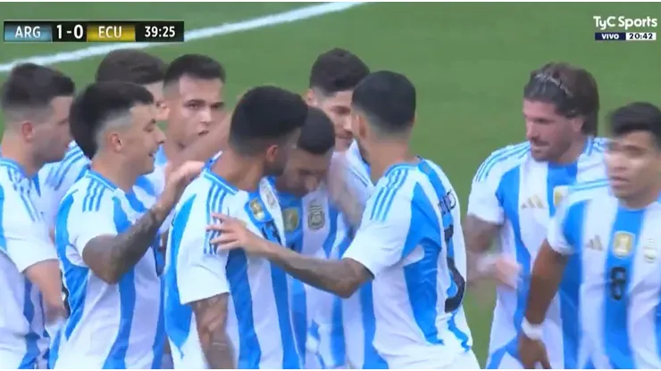 El festejo de los jugadores argentinos.