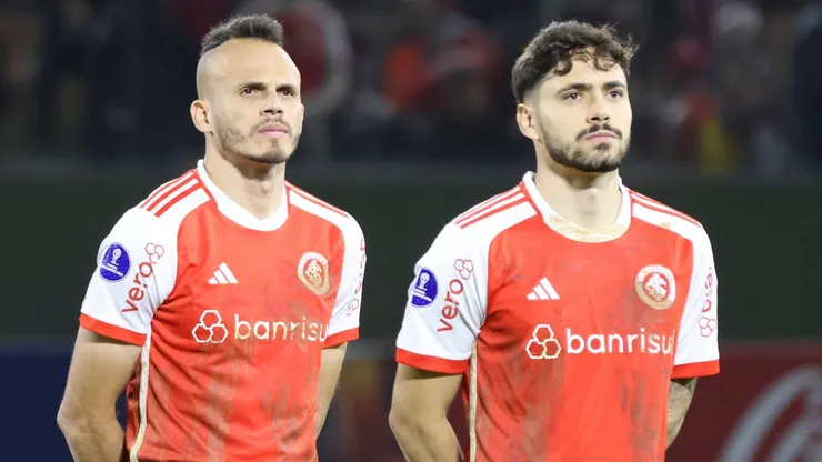 Inter de Porto Alegre va por la clasificación.