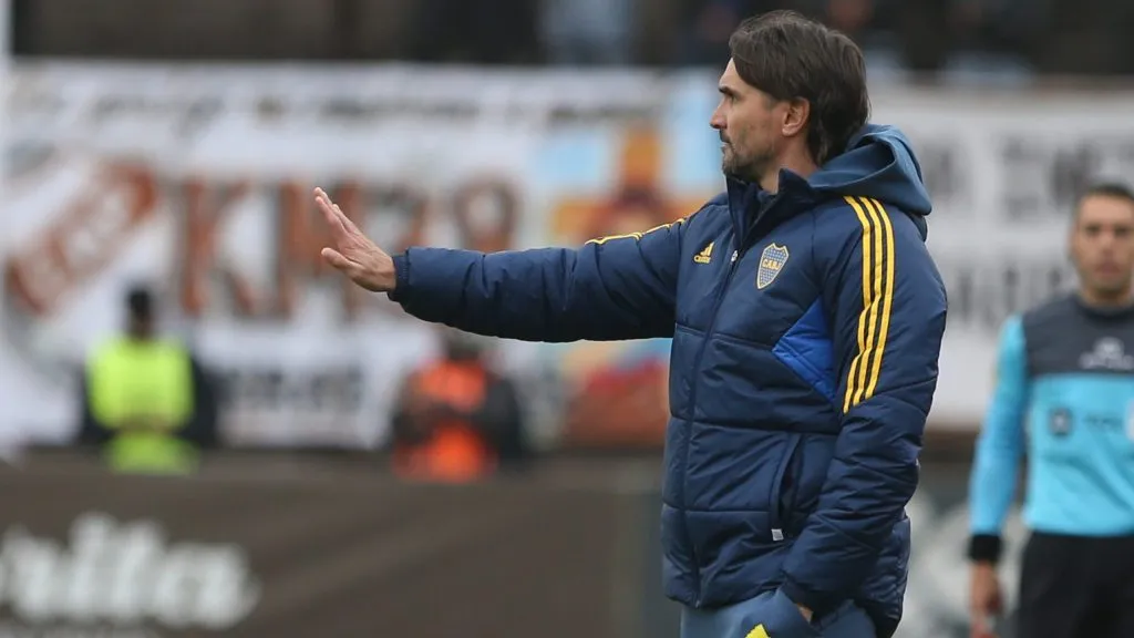 Martínez cambió la planificación tras la derrota de Boca. (Foto: Getty).