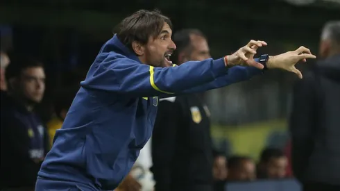 Diego Martínez vivió el partido con una gran intensidad.