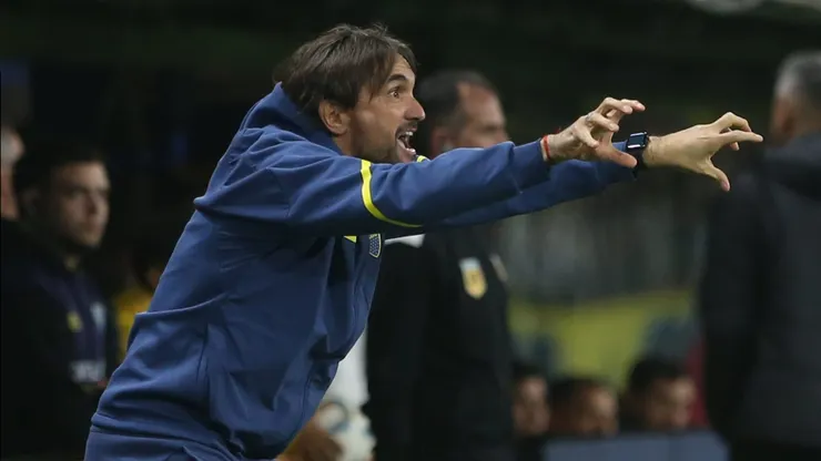 Diego Martínez vivió el partido con una gran intensidad.