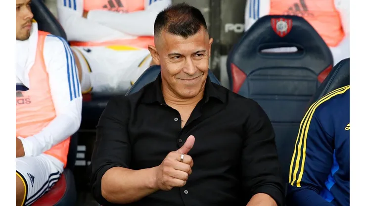 Los "pollos" de Almirón: dos juveniles de Boca subirían a Primera