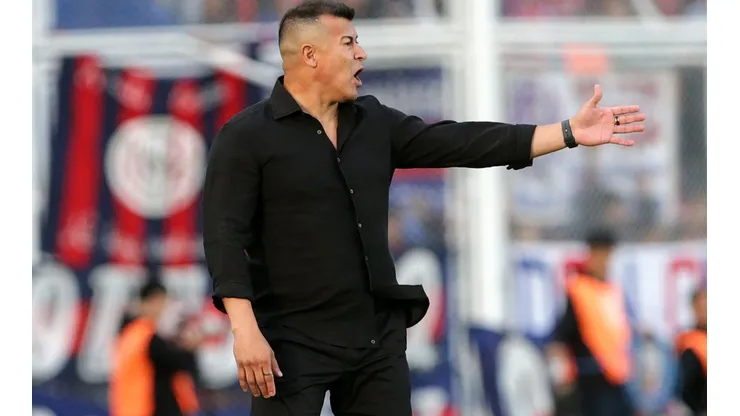 Dirá presente: el jugador que los hinchas de Boca más piden será tenido en cuenta por Almirón