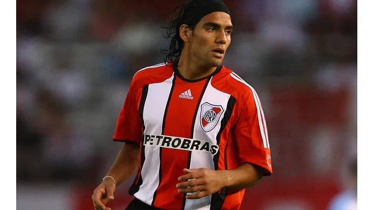 Falcao se cruzó con un hincha de River en Twitter por su fallida vuelta: "Eso no se perdona"