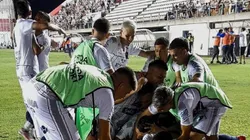 El festejo de los jugadores de Centro Español.