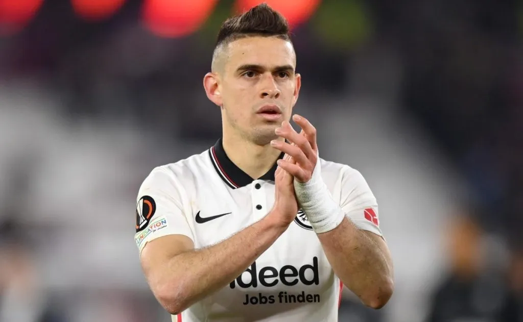 Rafael Santos Borré, delantero con pasado en River.