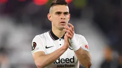 Rafael Santos Borré, delantero con pasado en River.