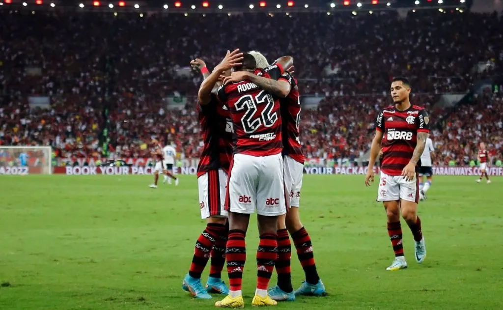 Flamengo, serio candidato al título.