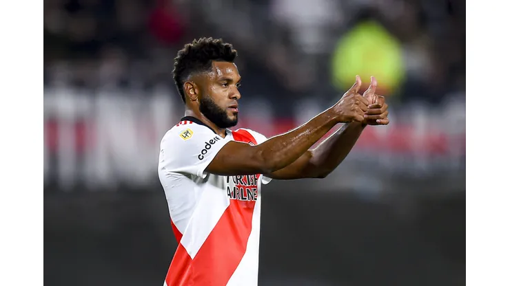 BUENOS AIRES, ARGENTINA - JULY 21: Miguel Borja of River Plate gestures during a match between River Plate and Gimnasia y Esgrima La Plata as part of Liga Profesional 2022 at Estadio Monumental Antonio Vespucio Liberti on July 21, 2022 in Buenos Aires, Argentina. (Photo by Marcelo Endelli/Getty Images)