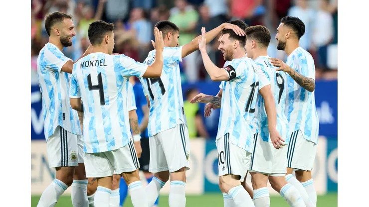 PAMPLONA, SPAIN - JUNE 05: Lionel Messi of Argentina celebrates after scoring his team's fifth goal during the international friendly match between Argentina and Estonia at Estadio El Sadar on June 05, 2022 in Pamplona, Spain. (Photo by Juan Manuel Serrano Arce/Getty Images)