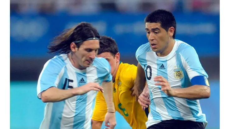 El día que Messi y Riquelme jugaron juntos en su cumpleaños.