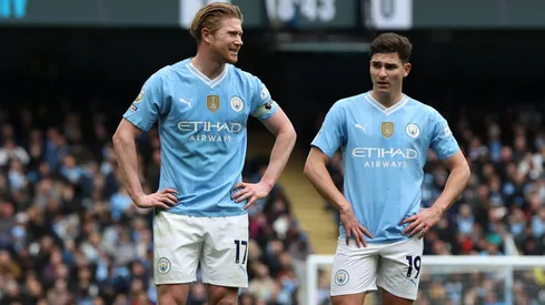 Pep Guardiola expuso su doble vara con los casos de Julián Álvarez y de Kevin De Bruyne.