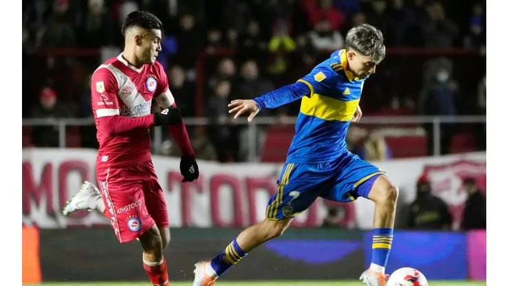Argentinos y Boca se enfrentan por la Liga Profesional.