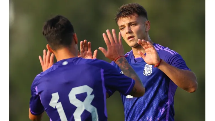 Ignacio Maestro Puch celebrando un gol con la Selección Argentina Sub 20.