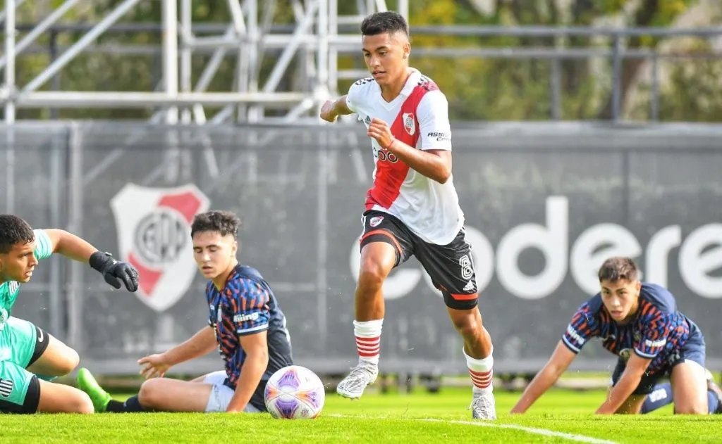 Esteban Fernández no es tenido en cuenta por Gallardo.