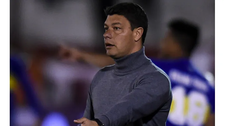Sebastián Battaglia comienza su etapa como director técnico de Huracán.