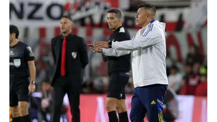 Almirón sorprendería con un resistido que volvería a ser titular en Boca