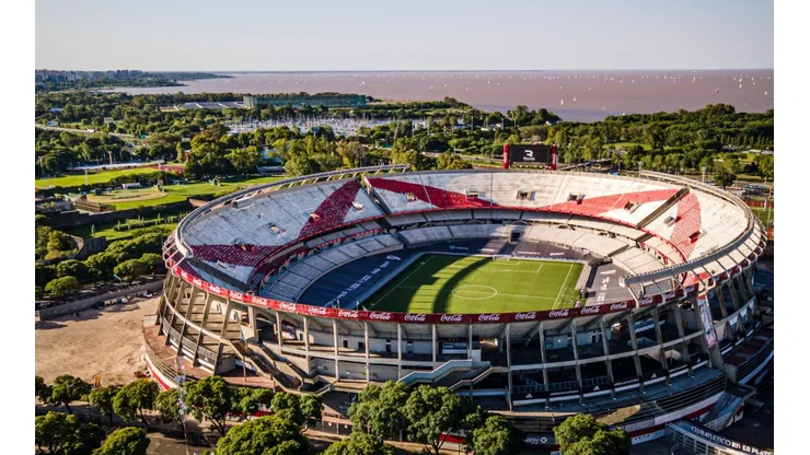 El Mâs Monumental espera por River y Boca.