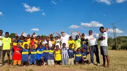 Objetivo cumplido: juntó 1.5 millones de pesos y fundará el Estadio Diego Maradona en Zambia