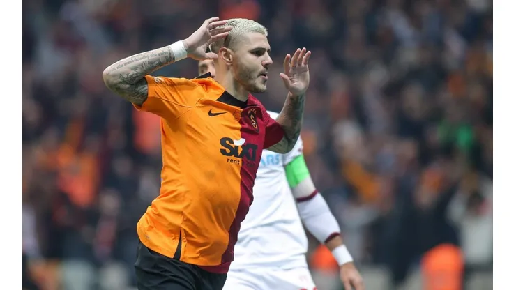 Mauro Icardi festejando un gol en Galatasaray.