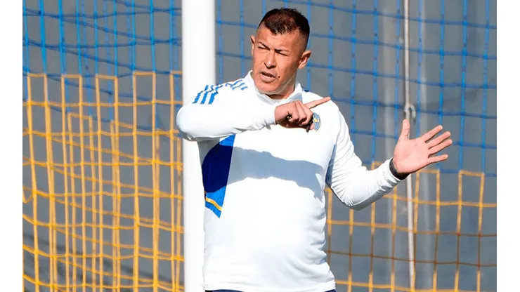 Almirón pateó el tablero: Roncaglia titular, Merentiel al banco y un defensor de volante
