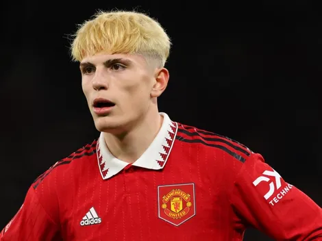 ¿Juega Garnacho en Tottenham vs Manchester United por Premier League?