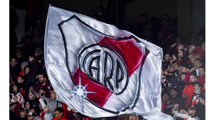 No es sudamericano: el jugador que podría llegar a River desde Europa