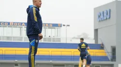 Revelan la contundente frase que Almirón repite en las prácticas a todos los jugadores de Boca