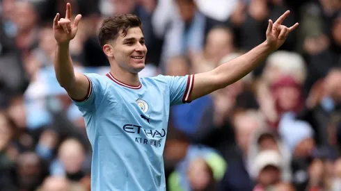 Julián Álvarez y el City se juegan el futuro en la Premier ante Arsenal.