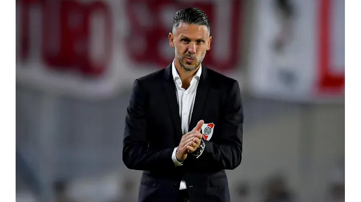 Martín Demichelis deberá tomar decisiones.