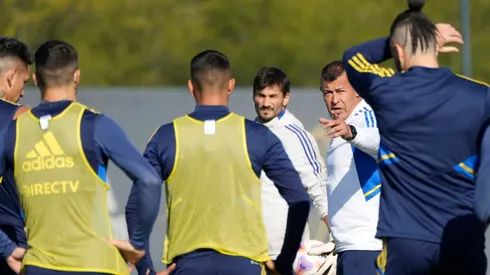 Inédito: el equipo que paró Almirón en la práctica de Boca y que SORPRENDIÓ a todos