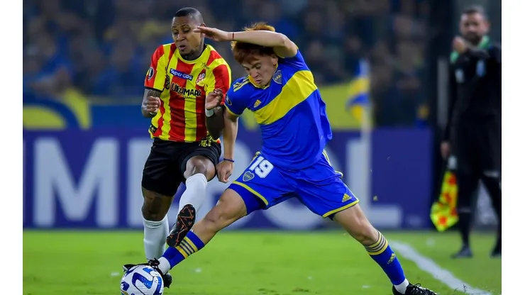 Valentín Barco en acción contra Deportivo Pereira.