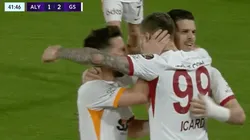 Mauro Icardi festejando su tanto.