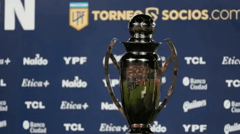 Tabla de posiciones del torneo de Primera División tras la fecha 12.