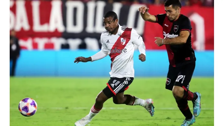 River le ganó a Newell's sobre la hora y es más puntero que nunca