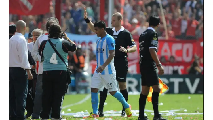 Revelan por qué Teo Gutiérrez sacó un arma para amenazar a Saja en pleno vestuario de Racing: "Se te acabó la joda"