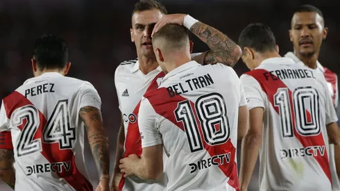 El festejo de los punteros del campeonato.