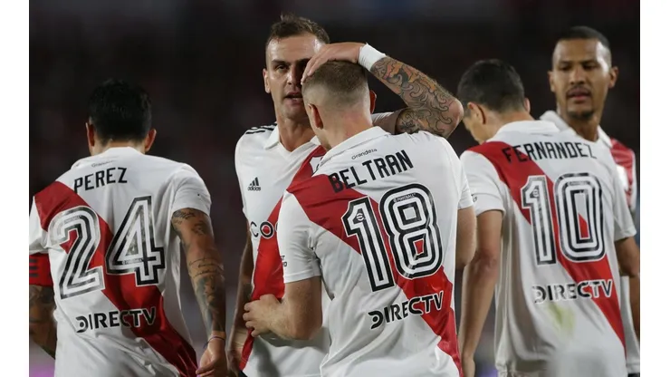 El festejo de los punteros del campeonato.