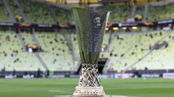 El trofeo de la Europa League.