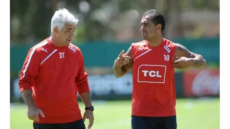 Omar de Felippe está cerca de ser nuevo DT de Independiente.