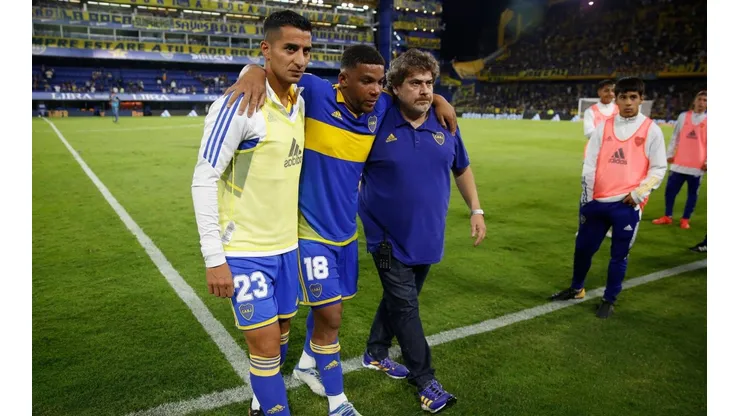 Así abandonó Fabra el campo de juego.