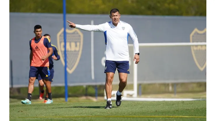 Almirón se presentó como el nuevo DT de Boca y le dejó un mensaje claro a los hinchas