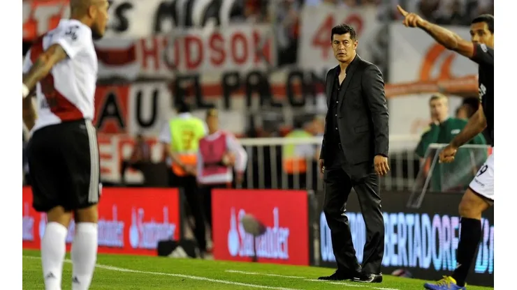 Jorge Almirón y un historial apretado como DT ante River.