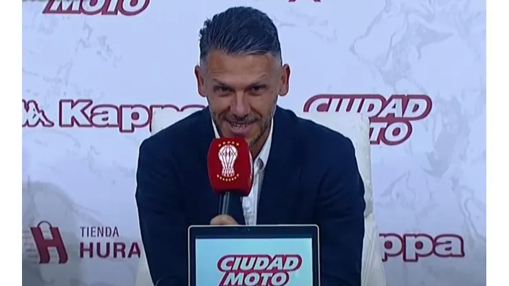 VIDEO | Demichelis cruzó a un periodista en conferencia: "Sé lo que vos declarás"