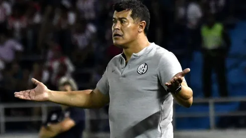 Jorge Almirón y un paso para el olvido en San Lorenzo.