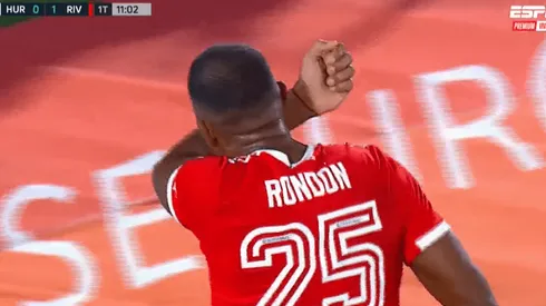 El festejo de Salomón Rondón.