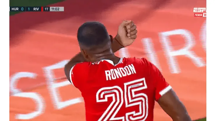El festejo de Salomón Rondón.
