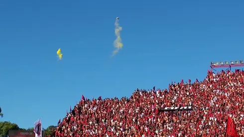 Los colores de Central en el estadio de Newell's.