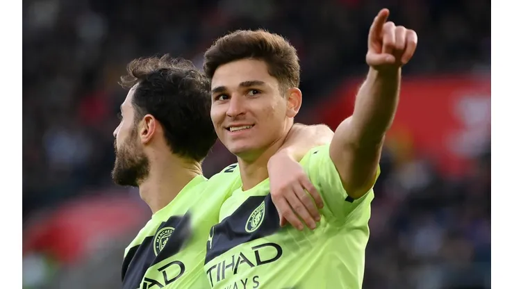 VIDEO | Julián Álvarez entró por Haaland y tardó 5 minutos en hacer su gol